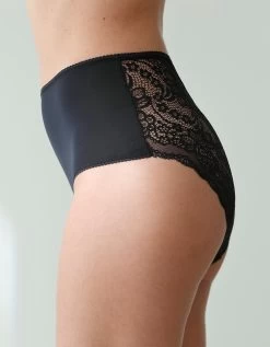 Culotte Forme Maxi Microfibre Dos Dentelle Stretch – Lot De 3 8 Culotte Forme Maxi Microfibre Dos Dentelle Stretch – Lot De 3 -Lingerie Séries Magasin 700509 C01 zoomx vue3