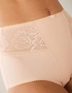 Gaine Amincissante Dentelle Et Microfibre -Lingerie Séries Magasin 701604 C02 zoomx vue5