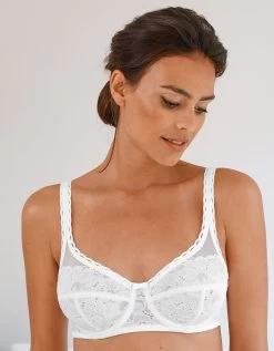 Playtex Soutien-gorge Coeur Croisé Féminin Emboîtant Dentelle Recyclée - Avec Armatures 9 Playtex Soutien-gorge Coeur Croisé Féminin Emboîtant Dentelle Recyclée - Avec Armatures -Lingerie Séries Magasin 701776 C01 zoomx vue3