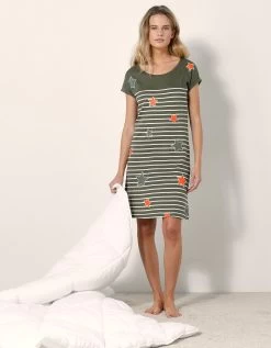 Chemise De Nuit Rayée Et étoiles, Fils Teints 9 Chemise De Nuit Rayée Et étoiles, Fils Teints -Lingerie Séries Magasin 703141 C00 zoomx vue3