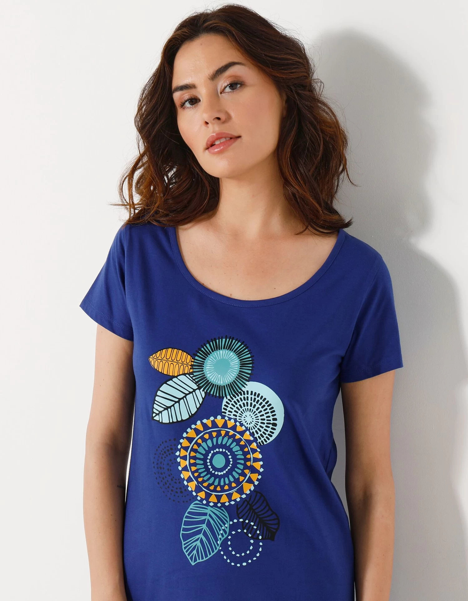 Chemise De Nuit Courte Manches Courtes Motif "rosaces" 6 Chemise De Nuit Courte Manches Courtes Motif "rosaces" – Image 6