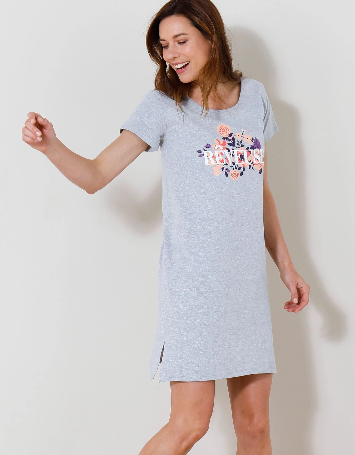 Chemise De Nuit Courte Imprimé "Rêveuse" 4 Chemise De Nuit Courte Imprimé "Rêveuse" – Image 4