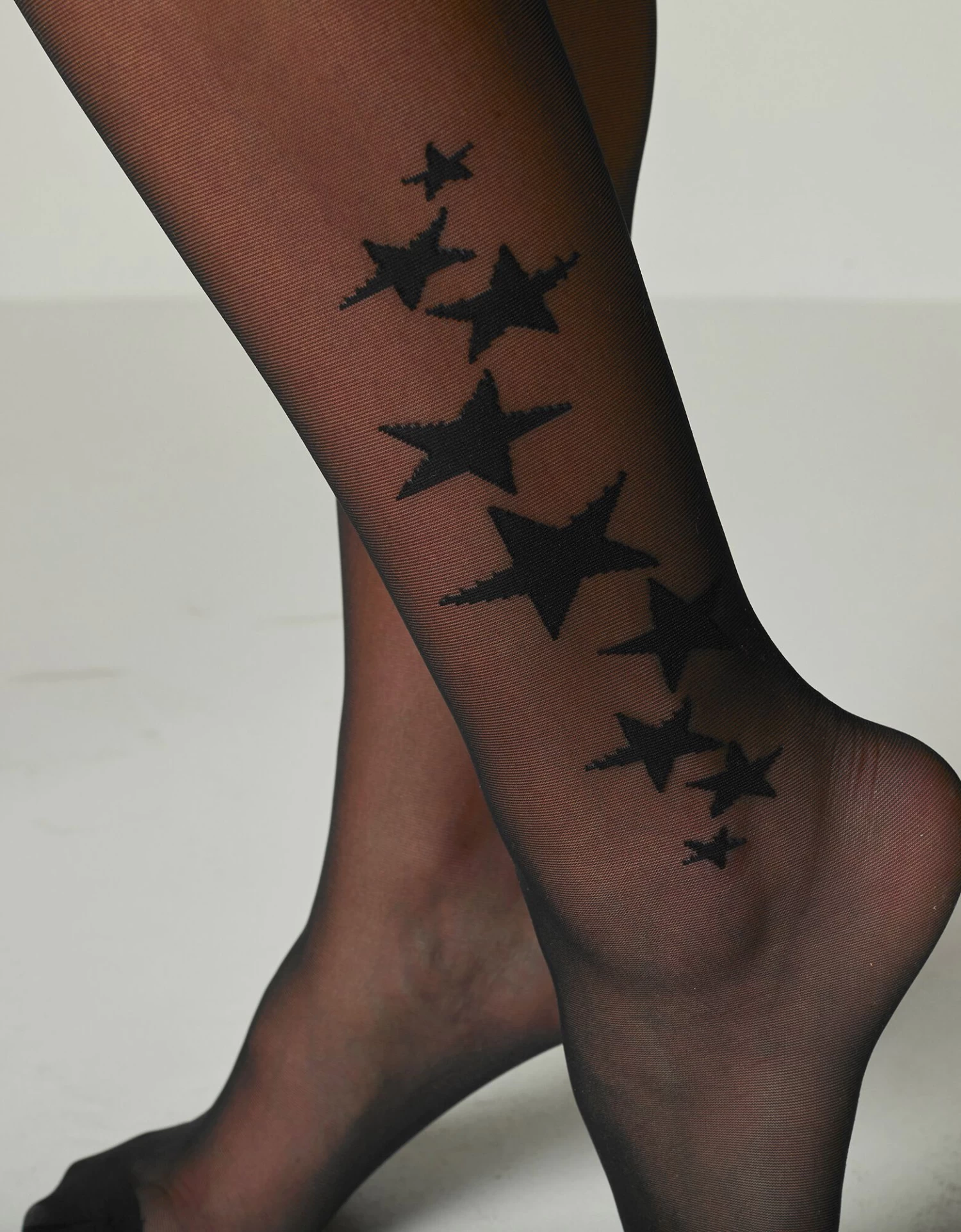 Collant Fantaisie Imitation Tattoo "étoiles" - Lot De 2 2 Collant Fantaisie Imitation Tattoo "étoiles" - Lot De 2 – Image 2