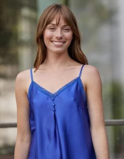 Nuisette Satin Uni Décolleté Dentelle 7 Nuisette Satin Uni Décolleté Dentelle -Lingerie Séries Magasin 706187 C01 zoomx vue3