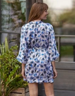 Peignoir Court Forme Kimono Satin Imprimé Fleuri -Lingerie Séries Magasin 706188 C01 zoomx vue3