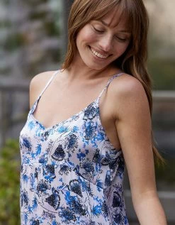 Nuisette Satin Imprimé Fines Bretelles -Lingerie Séries Magasin 706189 C01 zoomx vue3